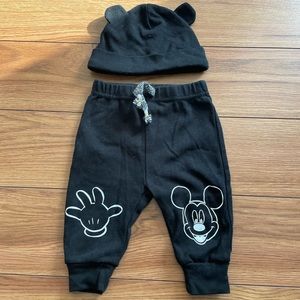 2 Piece Mickey Mouse Outfit